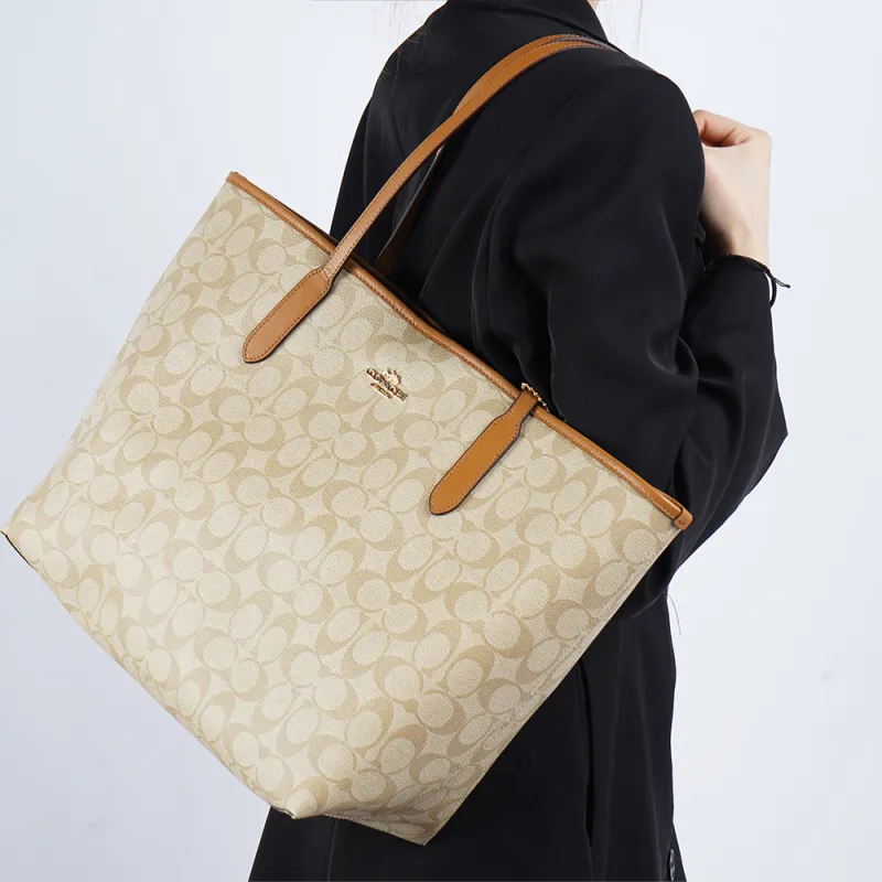 COACH City 33 Shoulder Bag Women's-10