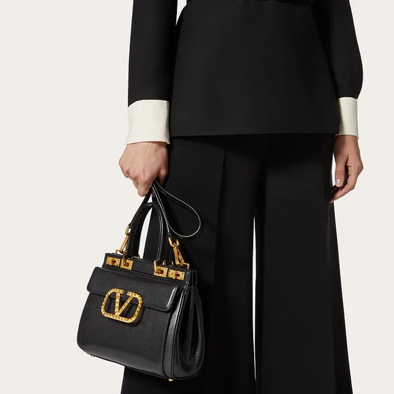 Valentino ROCKSTUD ALCOVE Grained Calfskin Handbag Medium Size Women's Black-5
