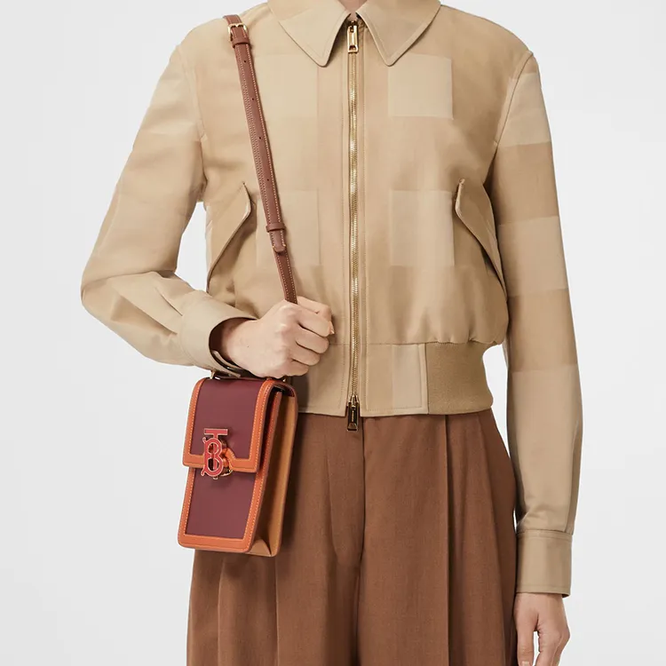 Burberry Robin Calfskin Cell Phone Pouch Shoulder Bag Crossbody Bag Handbag Women's Rose Stone Color-3