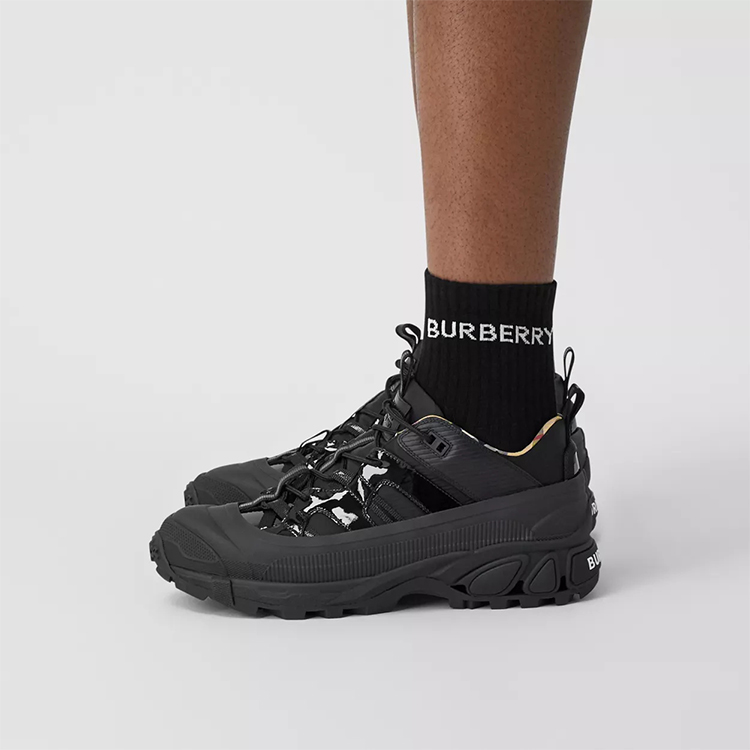 Burberry Arthur Low-Top Sports Casual Shoes Men's Black - POIZON Burberry Arthur Low-Top Sports Casual Shoes Men's Black - POIZON