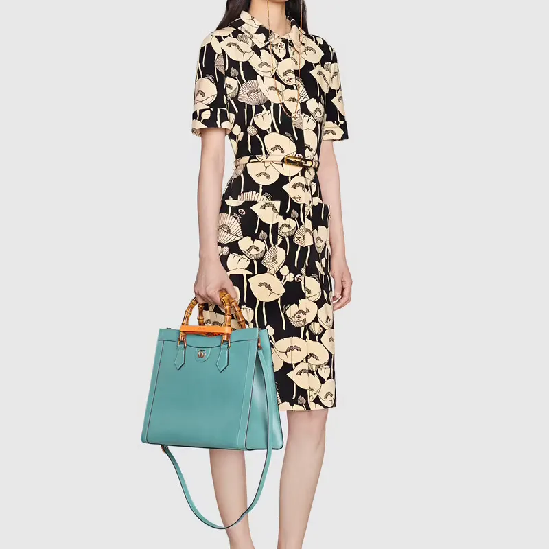 GUCCI Diana Handbags-8