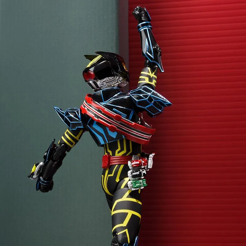 BANDAI Kamen Rider Drive Kamen Rider Drive Future, Yellow Driver, Movie Edition Scale Figures-5