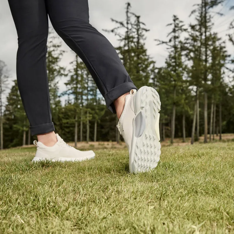 Ecco Biom H4 Low Top Golf Shoes Women's White-5