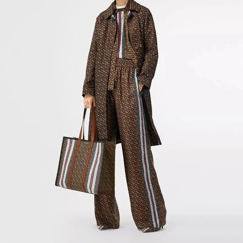 Burberry Monogram Cotton Handbag, Shoulder Bag Tubas Unisex Brown-5