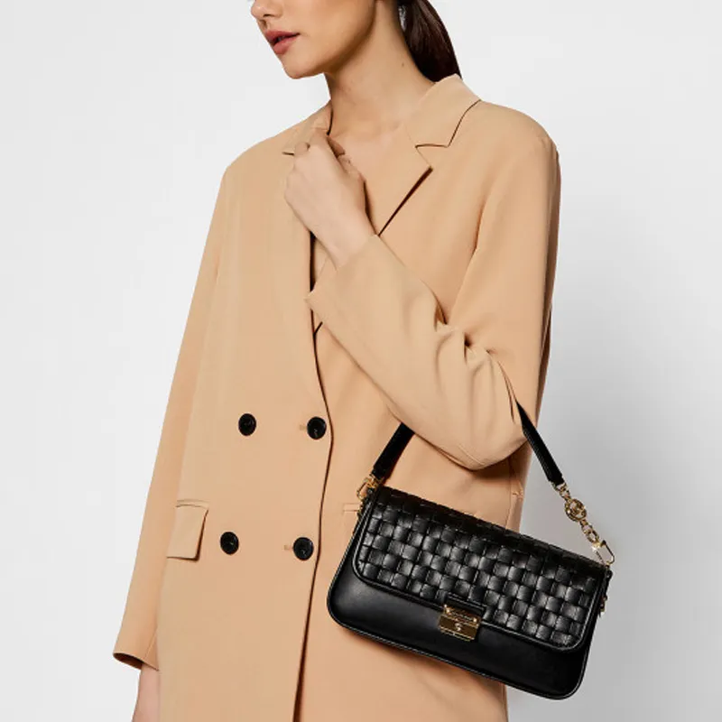 MICHAEL KORS Bradshaw Cow Leather Baguette Shoulder Bag Women's Black-2
