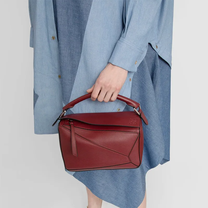 LOEWE Puzzle Calfskin Geometric Bag Puzzle Bag Shoulder Bag Crossbody Bag Handbag Small Size Women's Berry Red-6