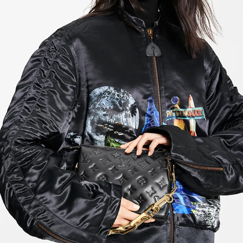 LOUIS VUITTON Coussin Sheepskin Pillow Bag Chain Bag Portable Crossbody Bag Shoulder Bag Women's Black-2