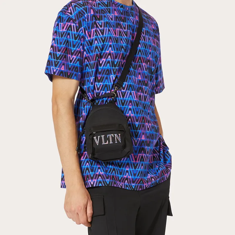 Valentino VLTN Handbags-5