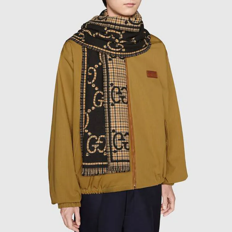 GUCCI GG jacquard Wool Scarf-3