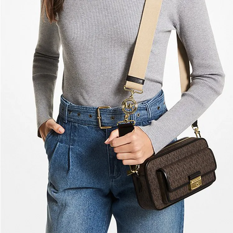 MICHAEL KORS MK Bradshaw Canvas Commuter Bag Camera Bag Crossbody Bag Medium Size Women's Acorn Brown-3