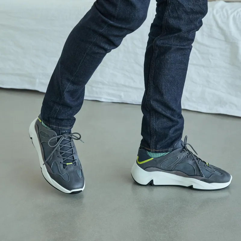 Ecco Chunky Low Top Chunky Sneakers Men's Gray-5