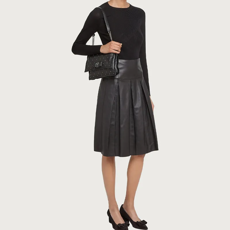 FERRAGAMO Viva Italian Cowhide Pillow Bag Shoulder Bag Crossbody Bag Small Size Women's Black-4