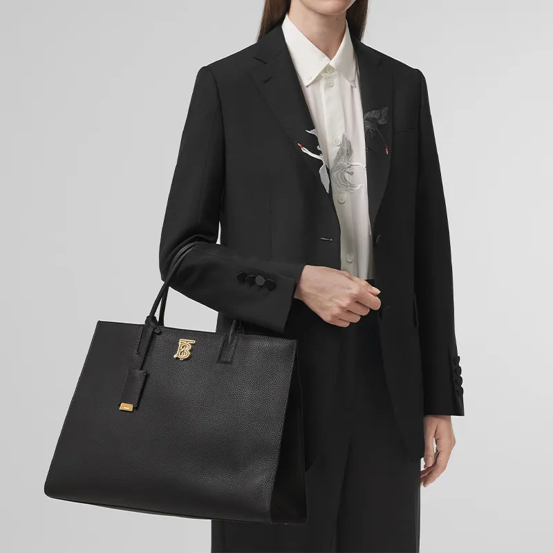 Burberry Leather Frances Bag, Tote Bag, Shopping Bag, Handbag Medium Size Women's Black-6