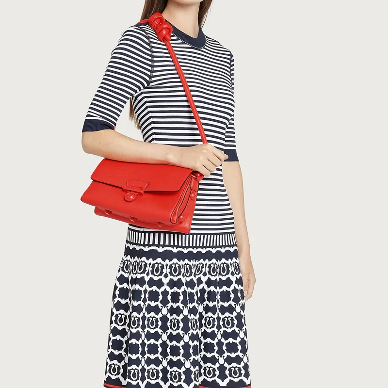 FERRAGAMO GLAM Cow Leather Shoulder Bag, Handbag, Shoulder Bag Women's Red-5