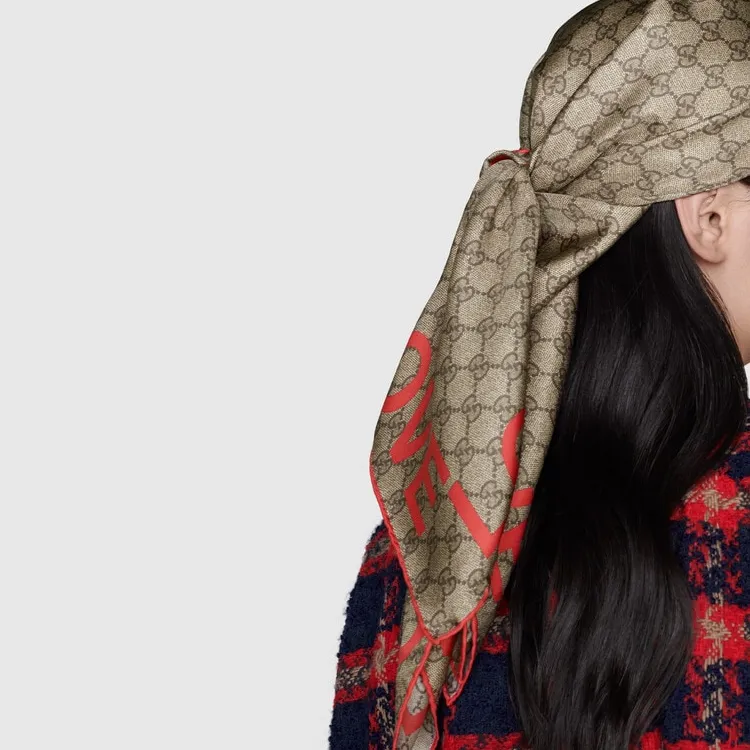 GUCCI Silk Scarves Unisex-4