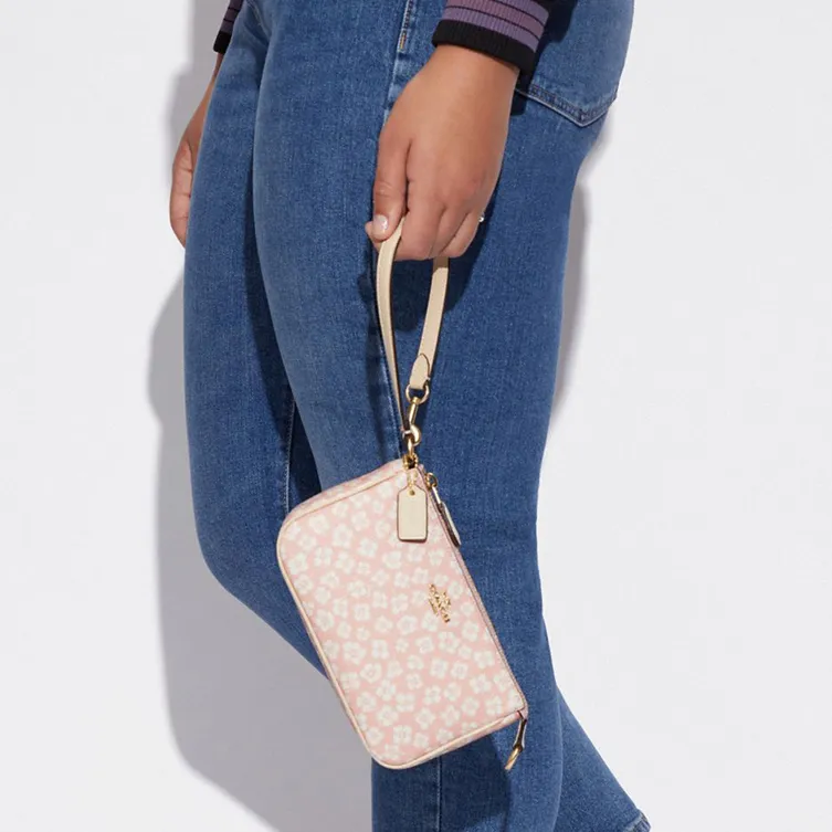 COACH Nolita Artificial Leather Mahjong Bag Shoulder Bag Portable One Shoulder Clutches Small Size Women's Pink & White-3
