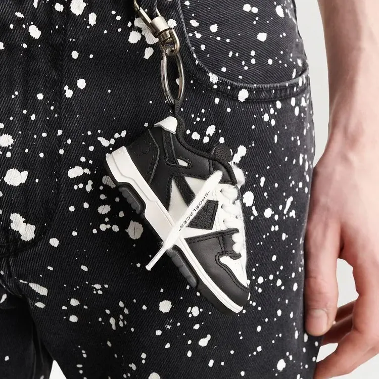 OFF WHITE Out Of Office Keychain-4