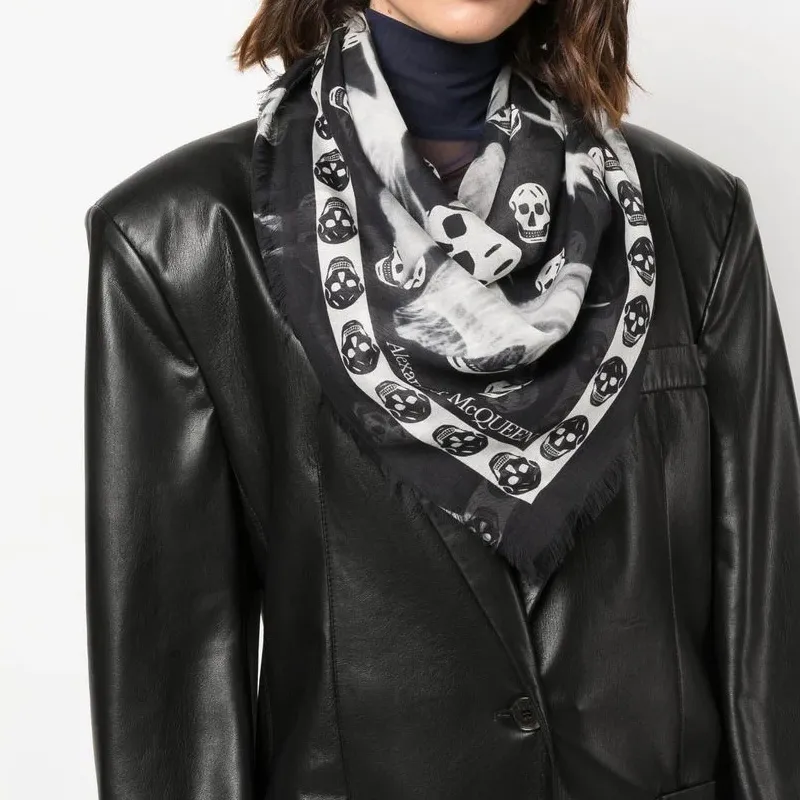 Alexander McQueen Graphic Printed Scarf-2
