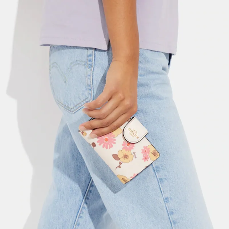 COACH Corner Zip Cow Leather Clutch Wallet Women's Ivory White-5