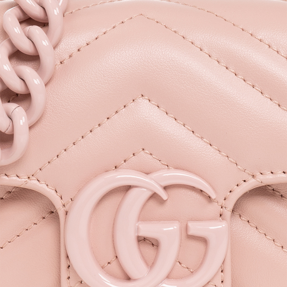 GUCCI GG Marmont V-Shaped Quilted Leather Flap Bag Chain Bag GUCCI GG Marmont V-Shaped Quilted Leather Flap Bag Chain Bag