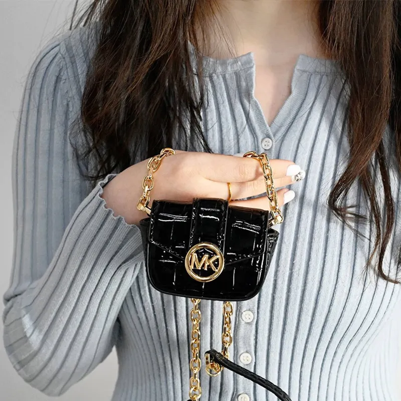 MICHAEL KORS Carmen Artificial Leather Earphone Case Crossbody Bag Extra Small Women's Black-5
