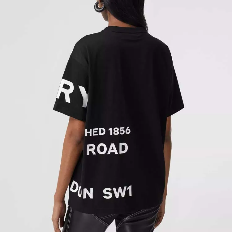 Burberry Women'ss Horseferry Print Cotton Oversized T Shirt Black/White-7