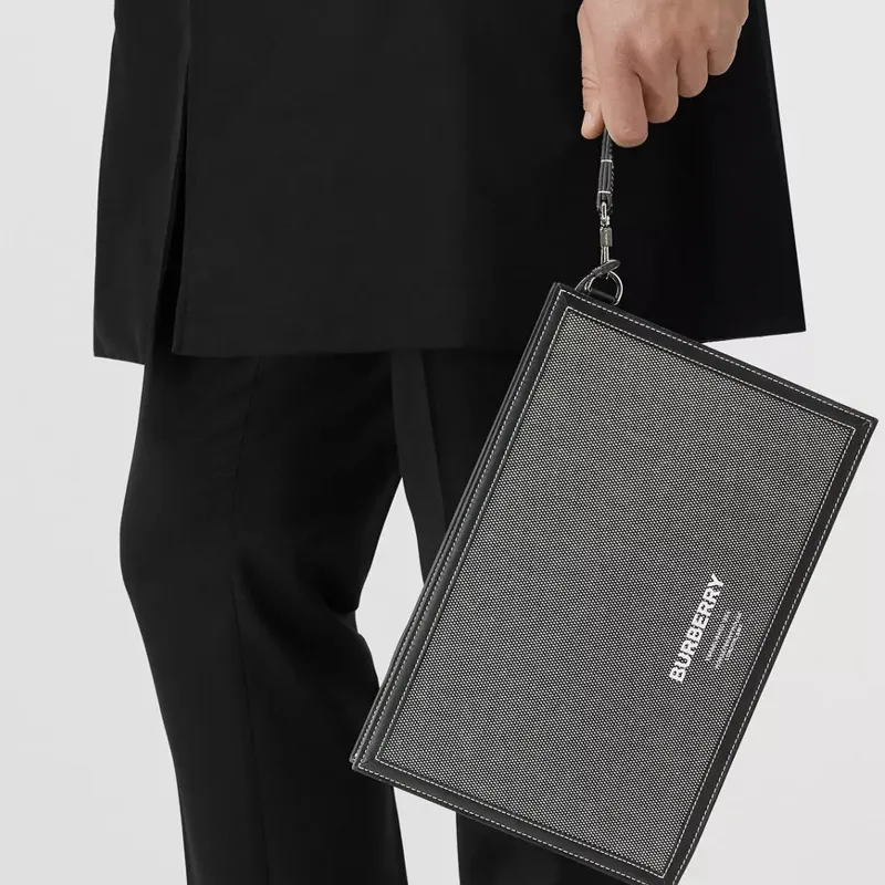Burberry Horseferry Cotton Canvas With Leather Trim Storage Bag Clutch Regular Men's Black/Gray-9