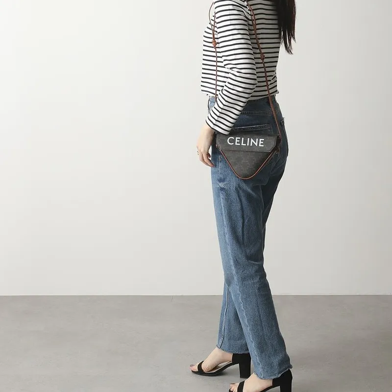 CELINE Cow Leather Triangle Bag, Shoulder Bag, Crossbody Bag Trumpets Women's Tawny-6