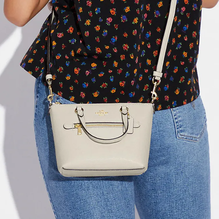 COACH Gallery Handbags-3