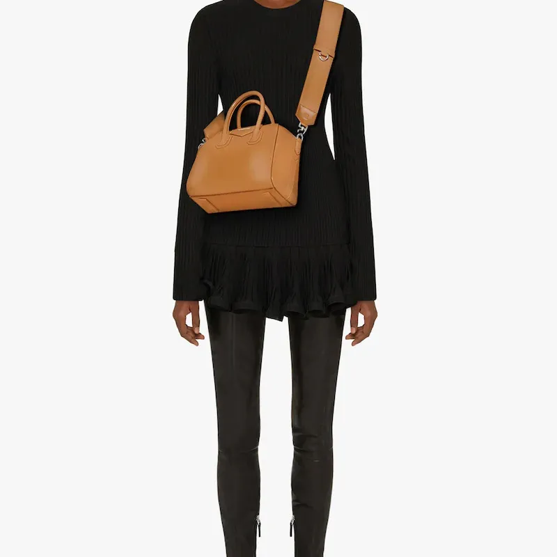 Givenchy Antigona Handbags-4
