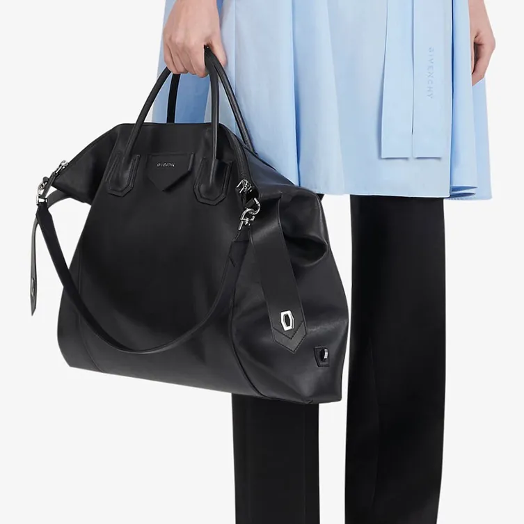 Givenchy Antigona Handbags-4