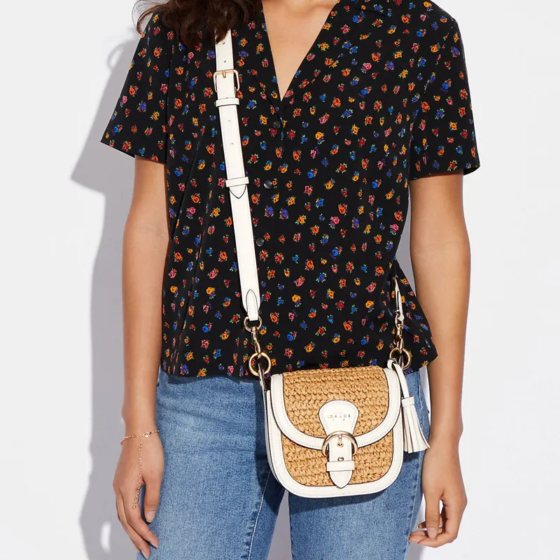 COACH Kleo Shoulder Bags-4