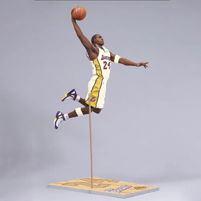 McFARLANE Kobe Bryant Mike Flanagan 17 Scale Figures-1