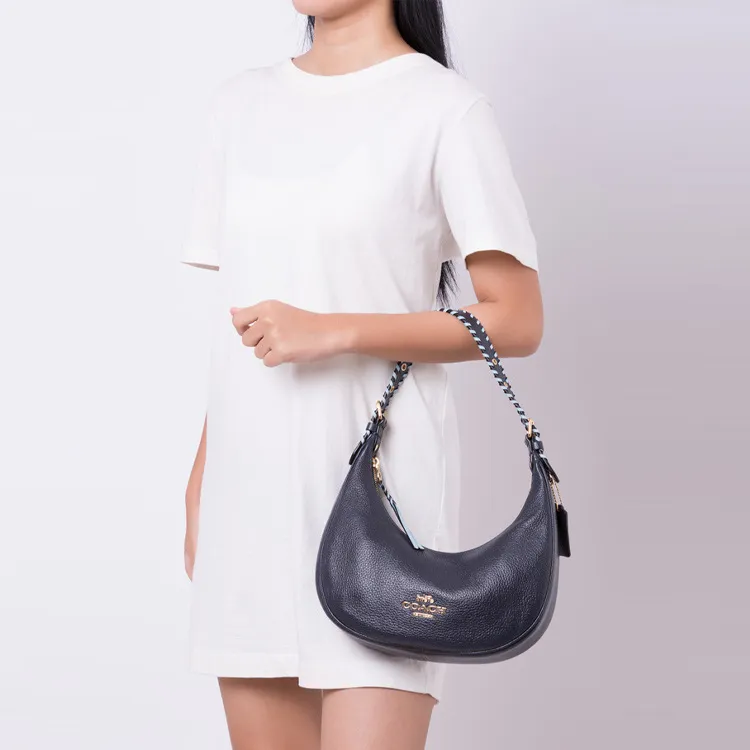 COACH Bailey Refined Pebble Texture Smooth Leather Shoulder Bag, Handbag, Shoulder Bag Tubas Women's Blue Black-3