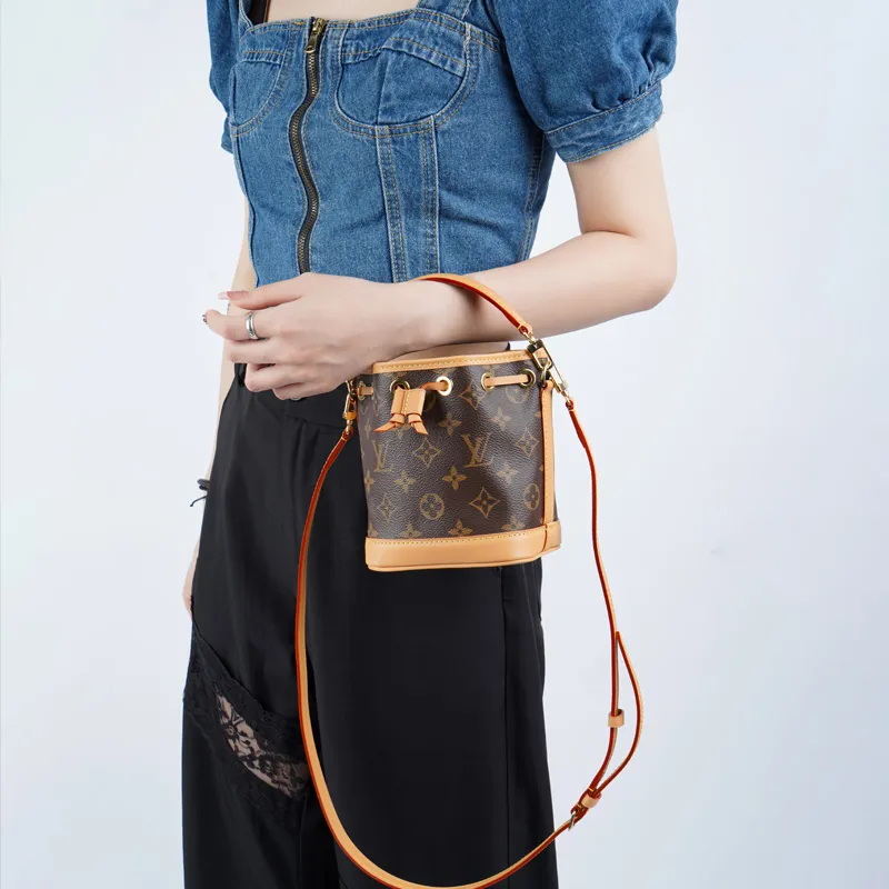 LOUIS VUITTON Nano Noé-9