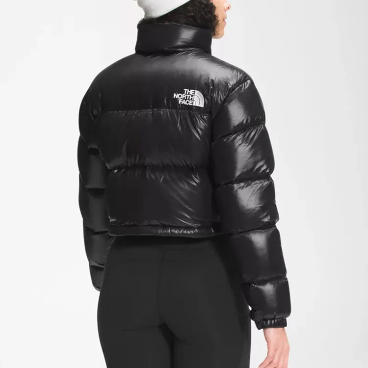 THE NORTH FACE Women'ss Nuptse 700 Fill Short Jacket Tnf Black-3