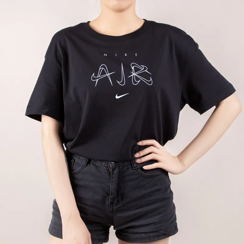 Nike T-Shirts Women's Black-1
