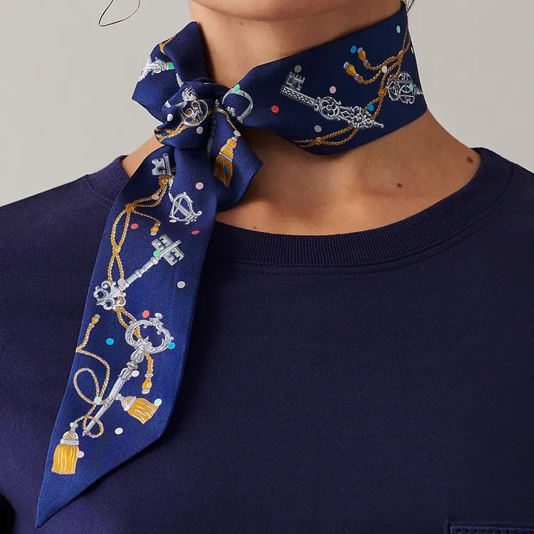HERMES LES CLES A POIS Silk Scarves Women's-1