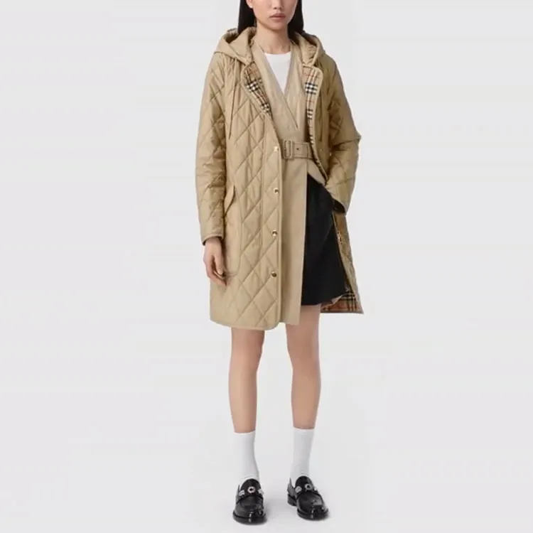 Burberry Diamond quilted Hooded Coat-3
