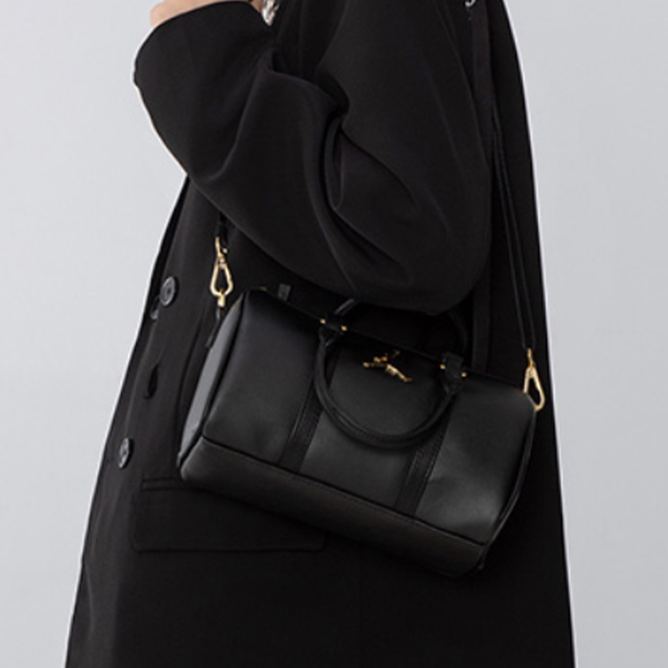 jordan 768934-002 Small Duffle Bag Leather Crossbody Bag