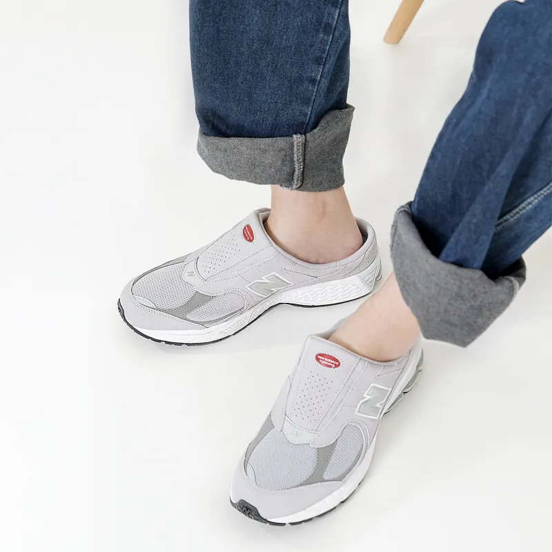 New Balance 2002R Mule Rain Cloud-9