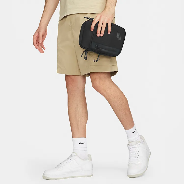 Nike Elemental Premium Crossbody Bag 4L-4