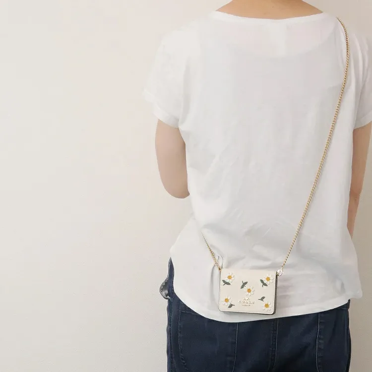 COACH Leather One Shoulder Crossbody Clutch Wallet Mini Women's White-5