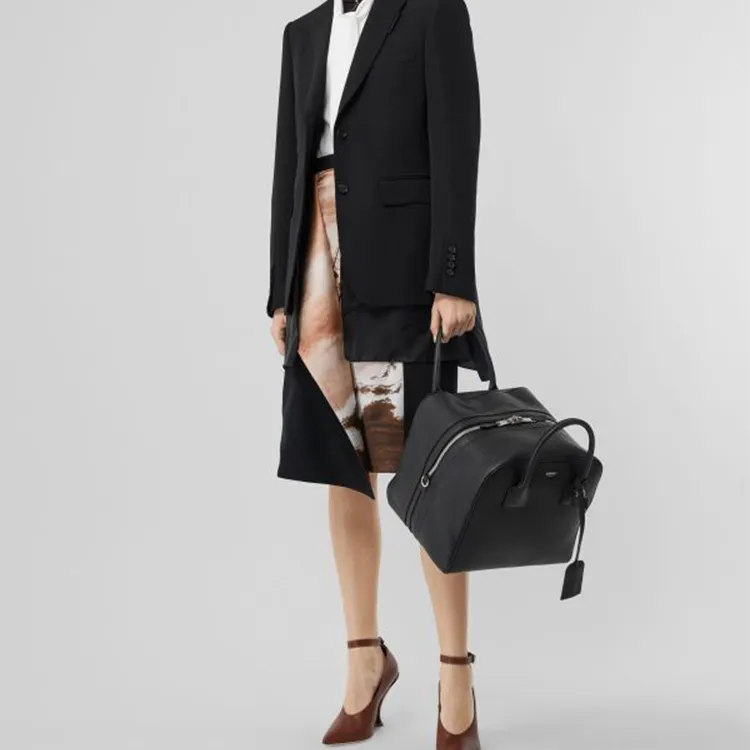 Burberry Cube Calfskin Square Bag, Shoulder Bag, Crossbody Bag, Handbag Medium Size Women's Black-4