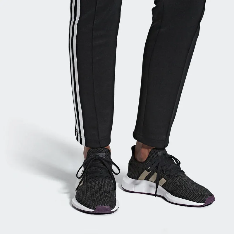 Adidas Originals Swift Run 'Ash Pearl S18' Women's-6