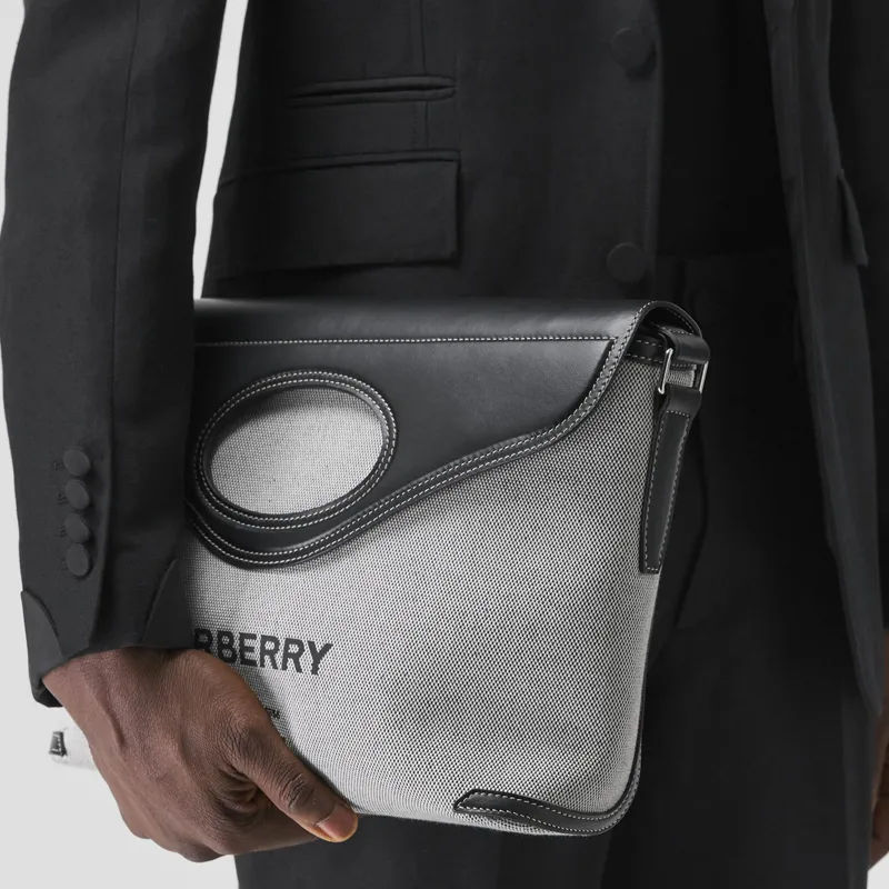 Burberry Horseferry Shoulder Bags-3