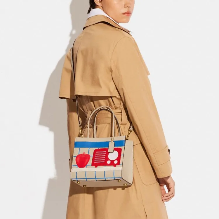 Tom X COACH Cashin Handbags-3