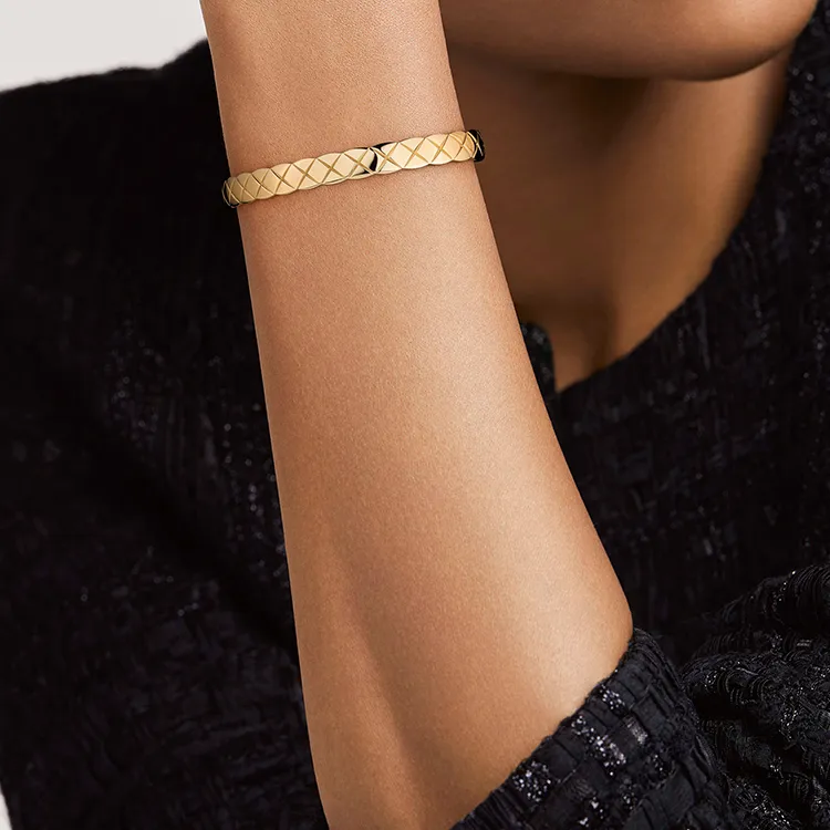 CHANEL 22c Early Spring 18K Gold Bangles Women's-3