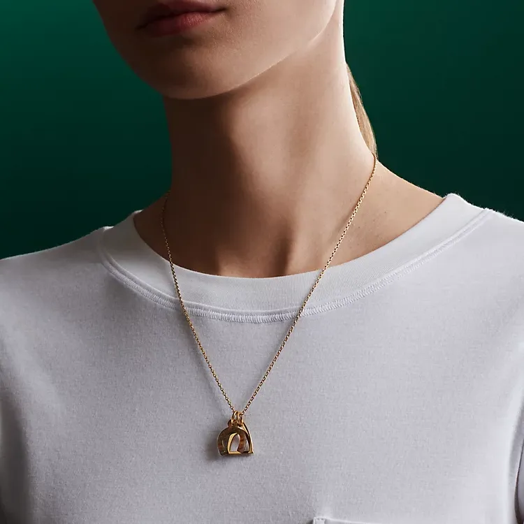 HERMES Amulette Equestre Metal Necklaces Unisex-2