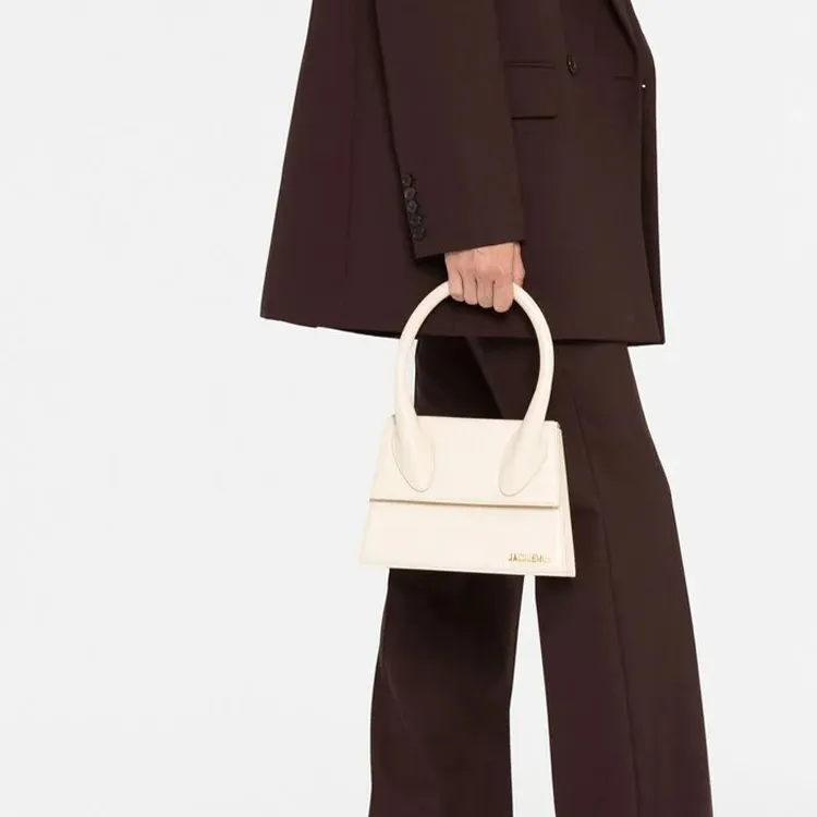 Jacquemus Handbags-4